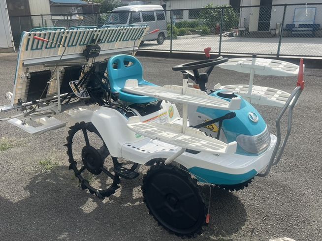 田植機 JC4A-D 写真２