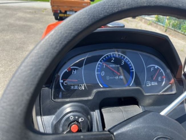 トラクター NB21SPMA 写真７