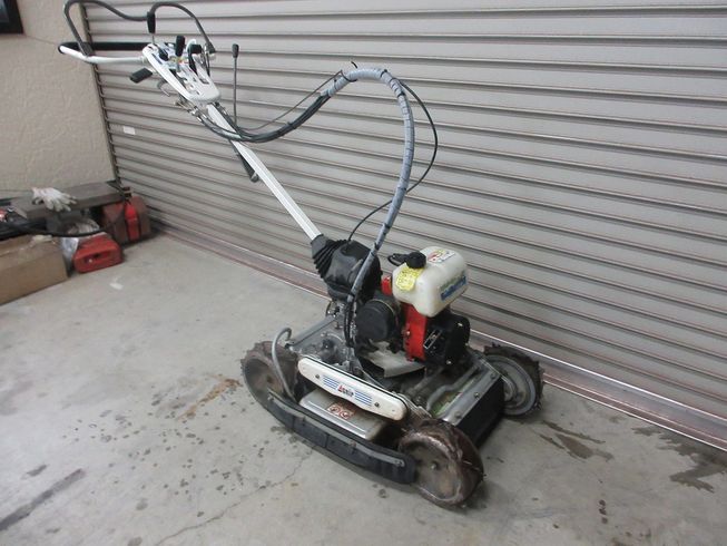 畦草刈機 SP850A 写真３