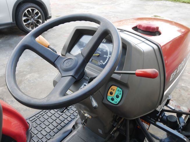 トラクター EF220 写真５