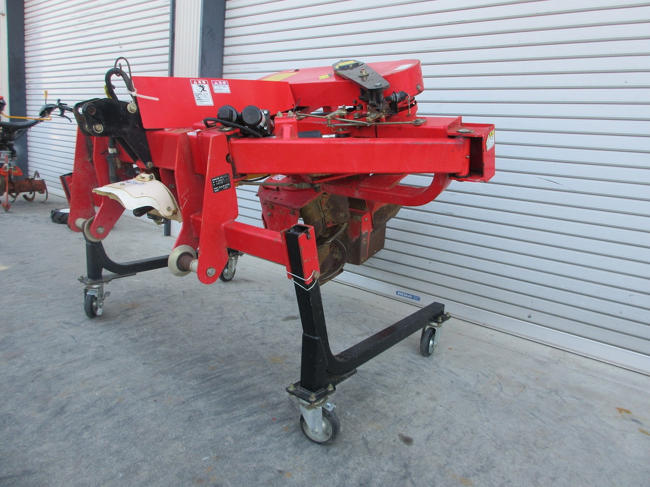 溝堀機 OM312 写真４