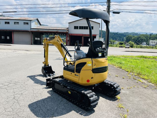 バックホー 017CR 写真４