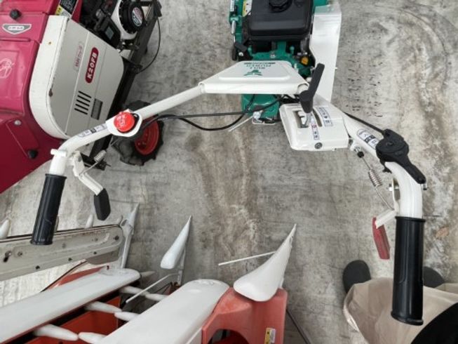 草刈機 HR402 写真５