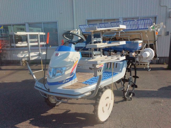 イセキ 田植機 写真