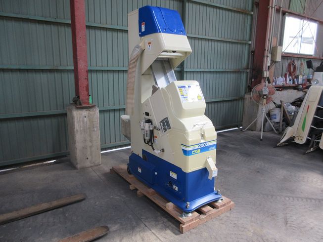 色彩選別機 FGS-2000 写真３