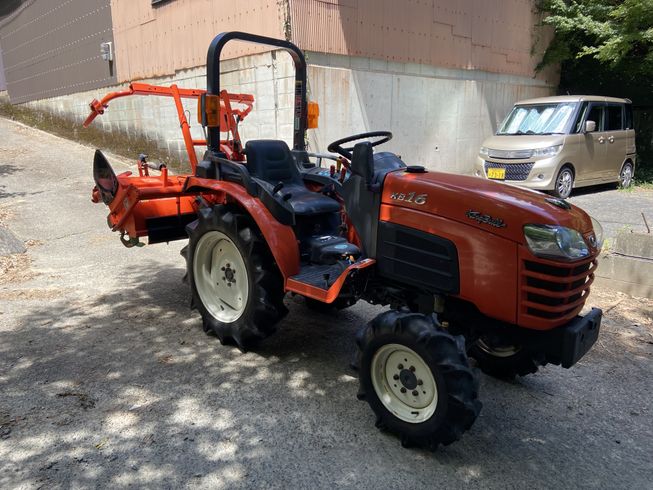 トラクター KB16 写真２