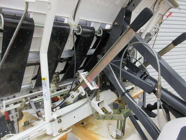 田植機 SPJ40A-SDRYF 写真７