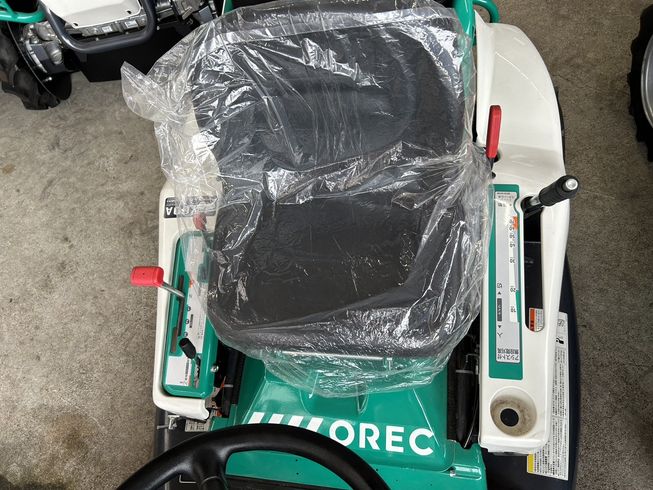 草刈機 RM831GX/B 写真３