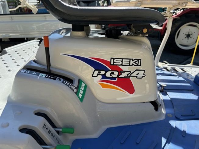 田植機 PQZ4-DUL 写真５