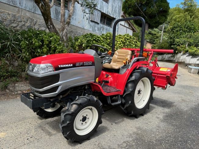 トラクター EF122 写真２