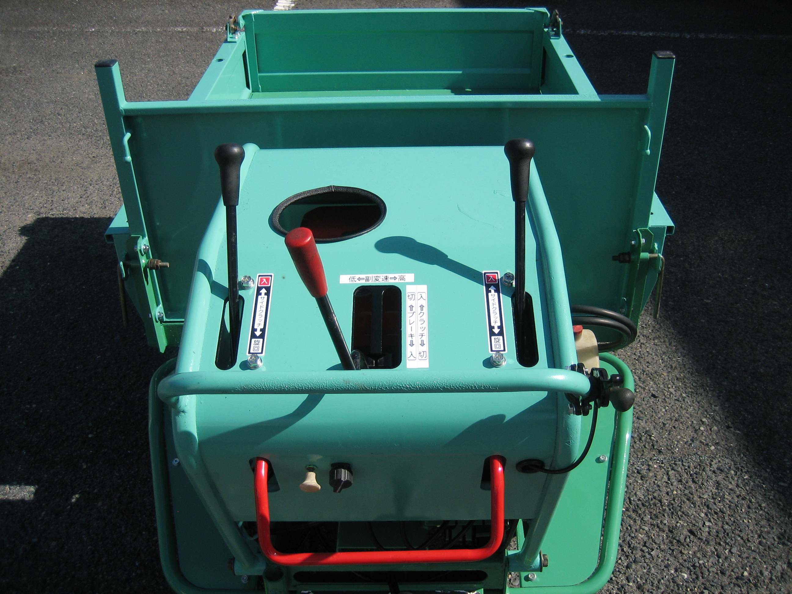 運搬機 ECZ300D 写真６