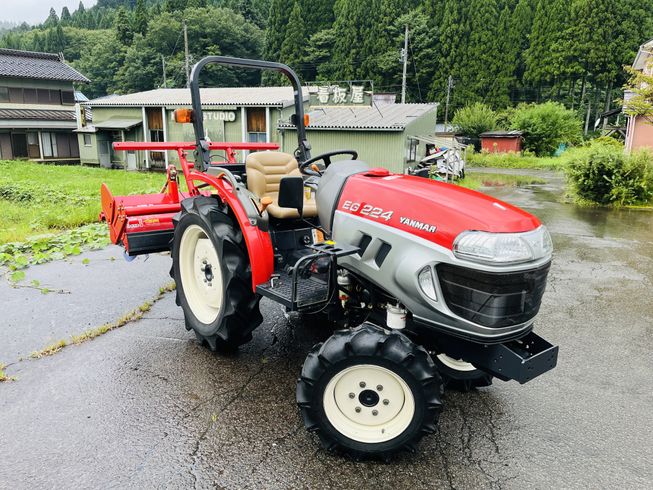 トラクター EG224 写真２