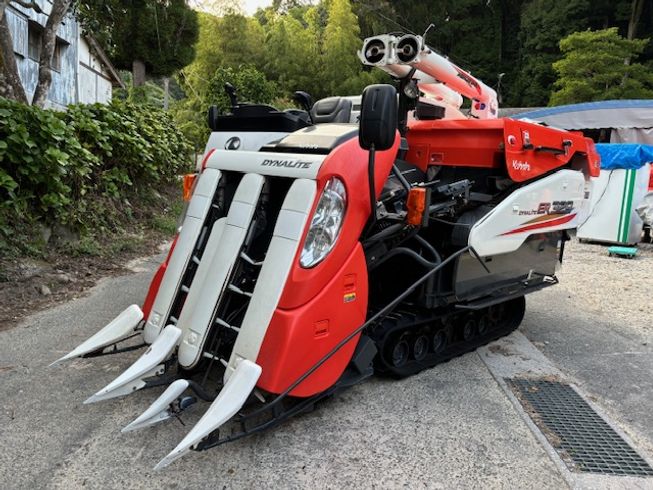 コンバイン ER329HDW 写真２