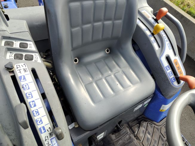 トラクター TM18 写真４