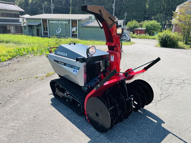 除雪機 HSL2511 写真２