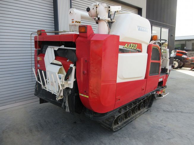 コンバイン AJ323 写真５