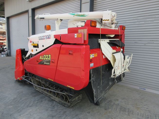 コンバイン AJ323 写真６