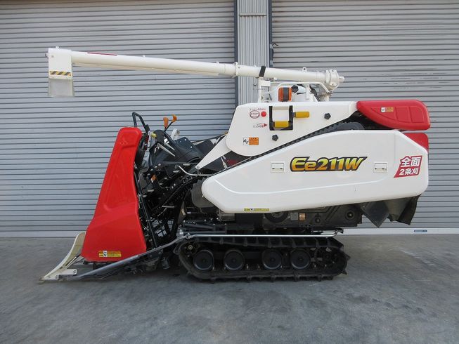 コンバイン Ee211WG 写真３