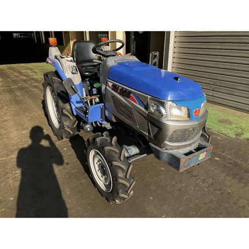 トラクター TH235 写真２