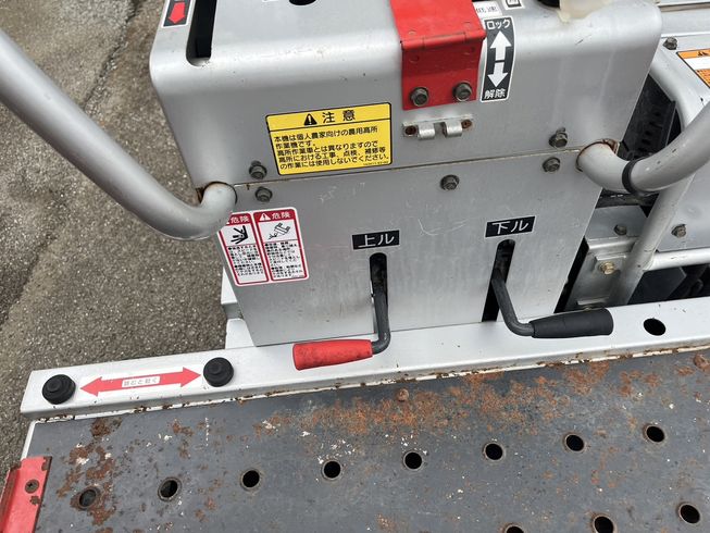 高所作業車 KCG301SEDX 写真６