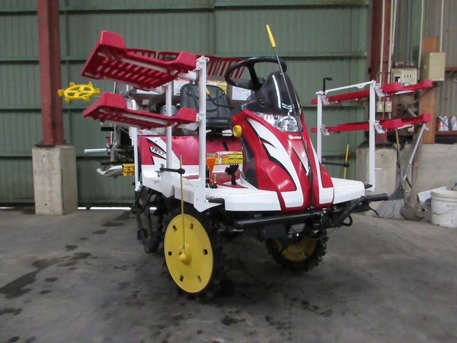 田植機 YR4J 写真５