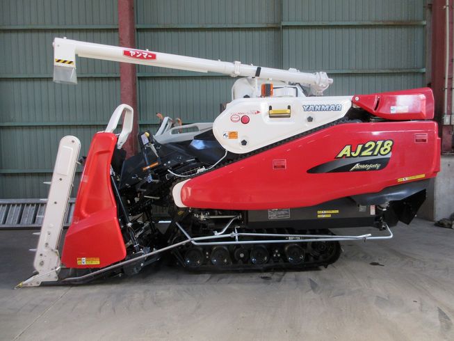 コンバイン AJ218G 写真４