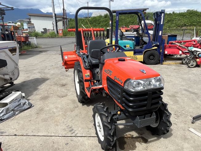 トラクター GB175BSMA 写真２