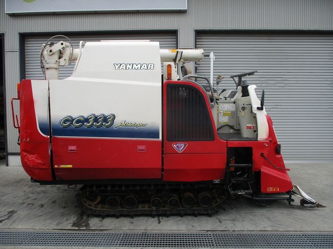 コンバイン GC333 写真３