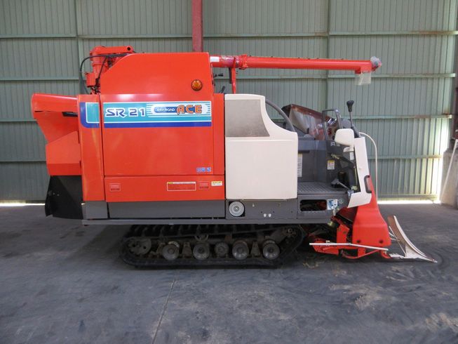 コンバイン SR21 写真４