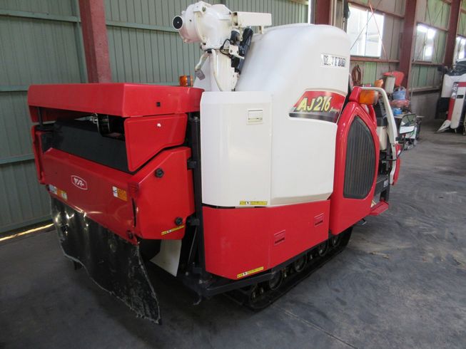 コンバイン AJ216 写真５