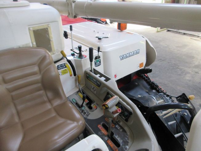 コンバイン AJ216 写真８