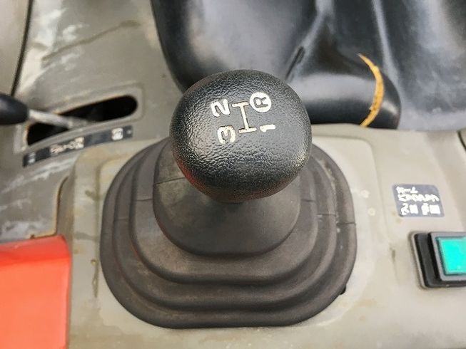 トラクター F-180　新品ハンマーナイフモアMK135付 写真10