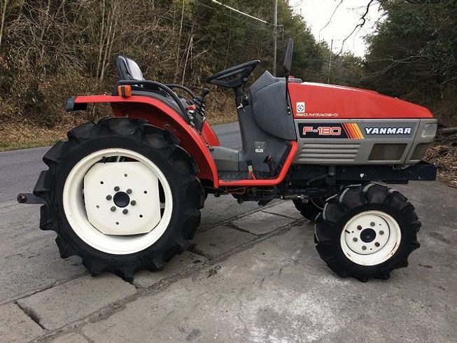 トラクター F-180　新品ハンマーナイフモアMK135付 写真５