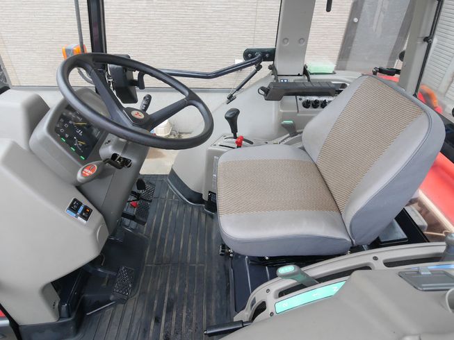 トラクター 三菱MT551【ヤンマーAF655】 写真６