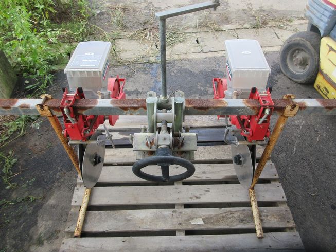 播種機 TDR-U 写真３