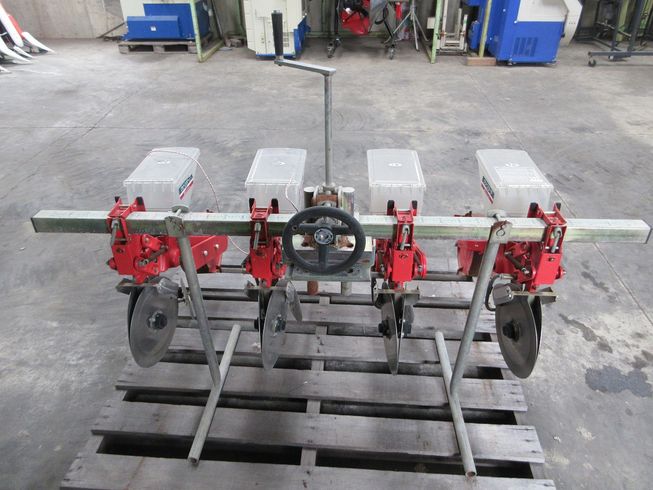 播種機 TDR-U 写真２