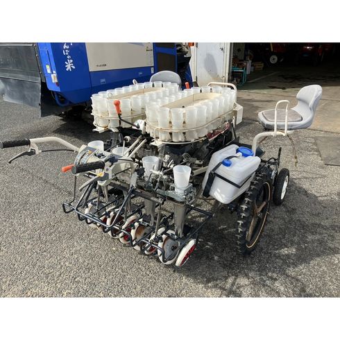 野菜移植機 PH4R,T 写真３