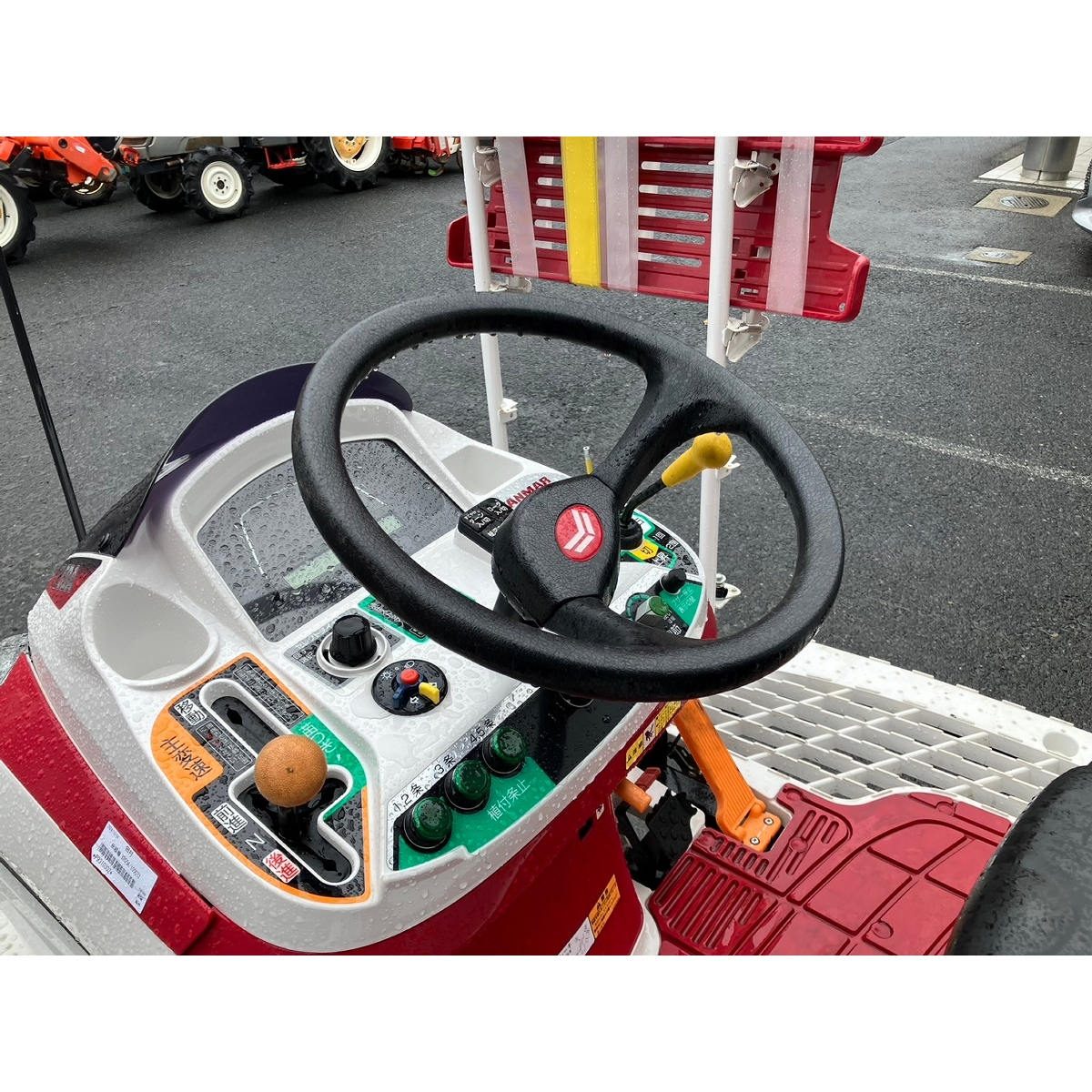 田植機 YR5DA 写真５