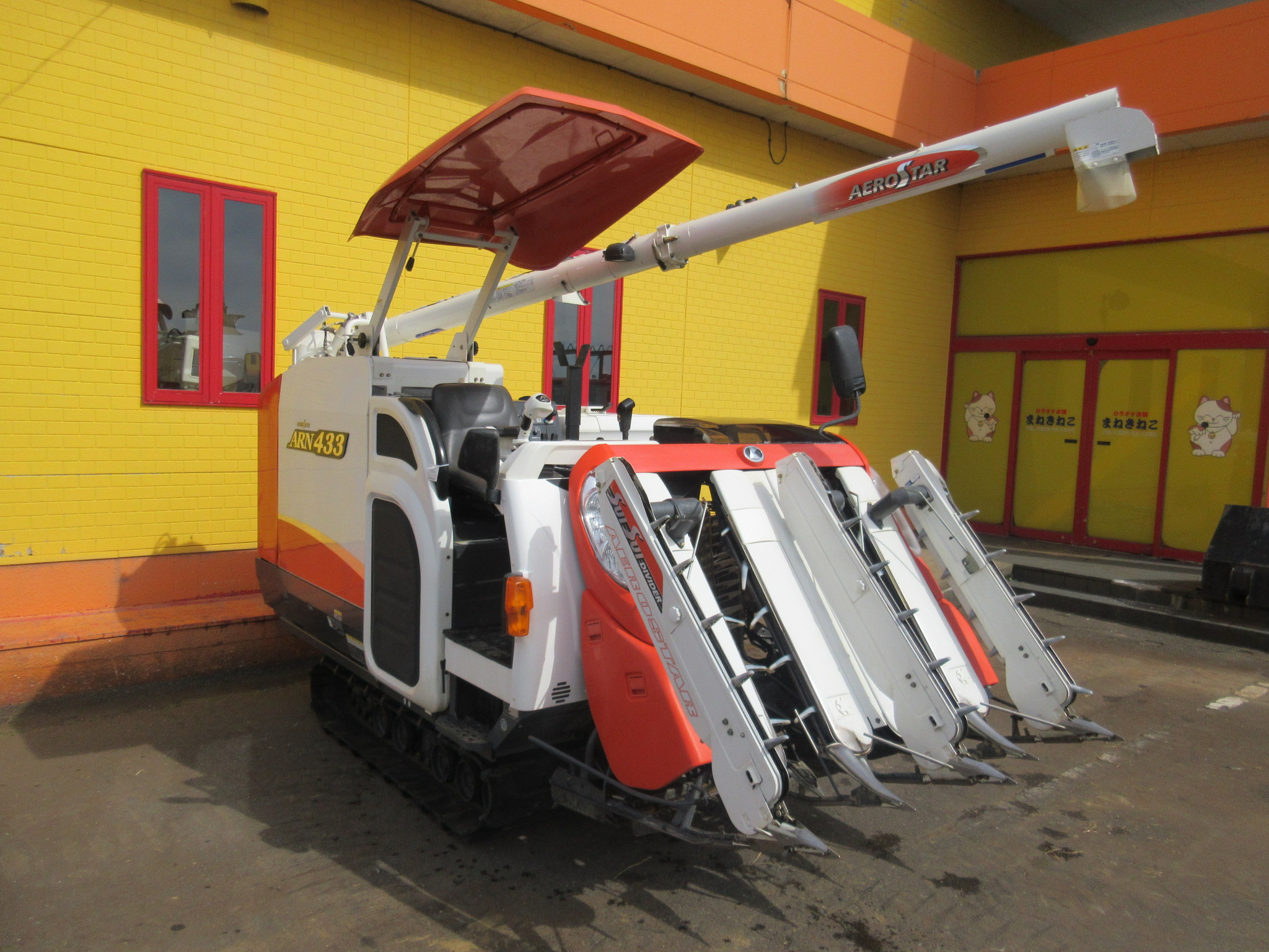 クボタ コンバイン 写真