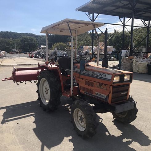 トラクター EZ2304 写真２
