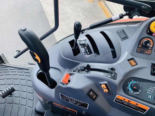 トラクター MR70 写真４