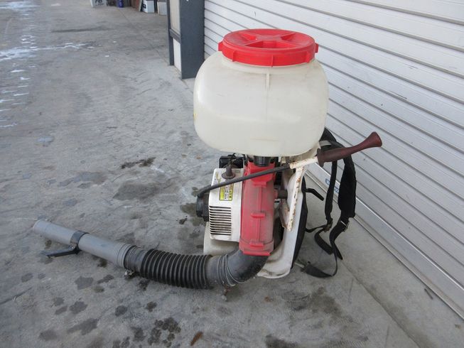 散布機 ISG-7030BSS 写真２