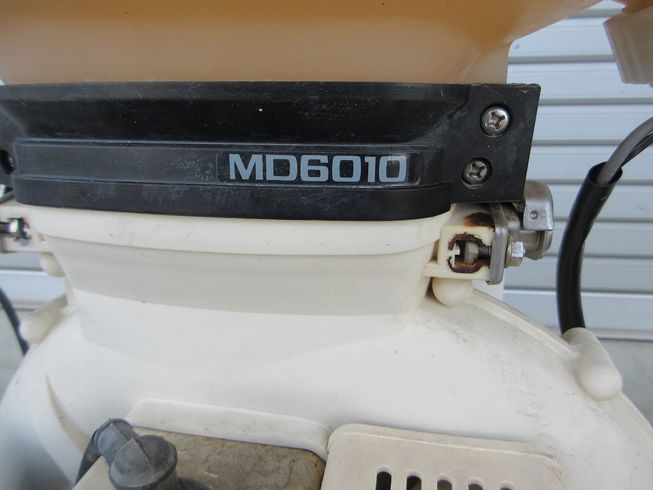 散布機 MD6010 写真５