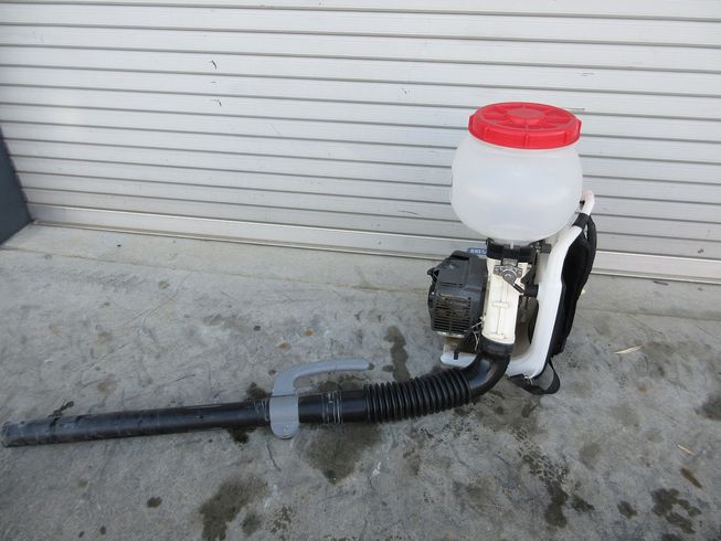 散布機 MDJ3000G-15JA 写真２