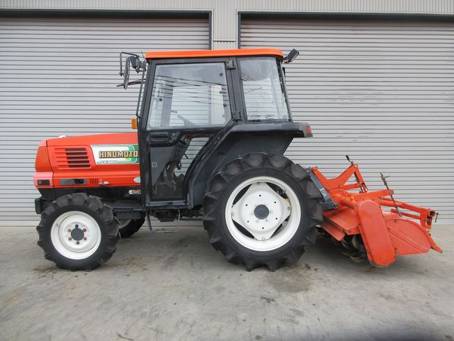 トラクター NX260 写真２