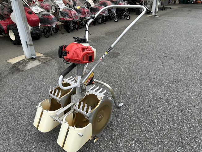 水田除草機 KC25 写真２