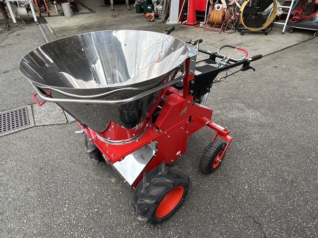 散布機 MMB-103-1 写真２