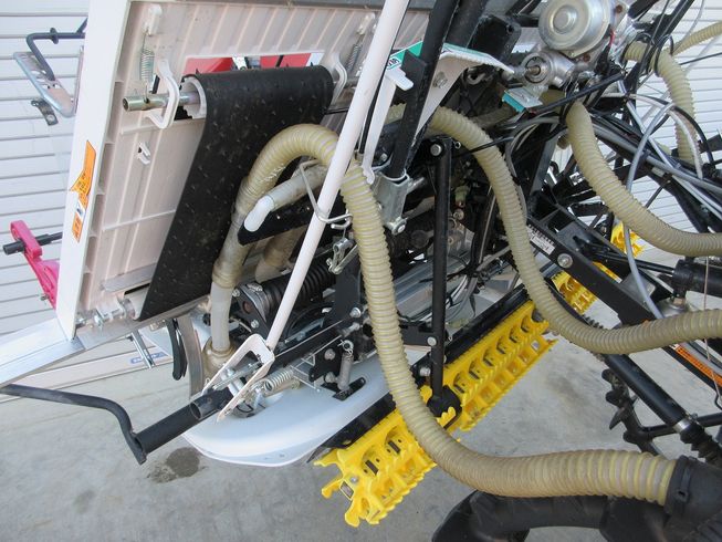 田植機 YR5J 写真７