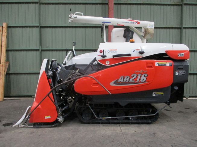 コンバイン AR216-GLW 写真２