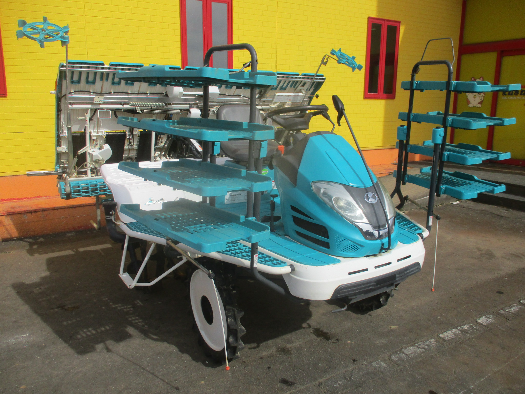 クボタ 田植機 写真